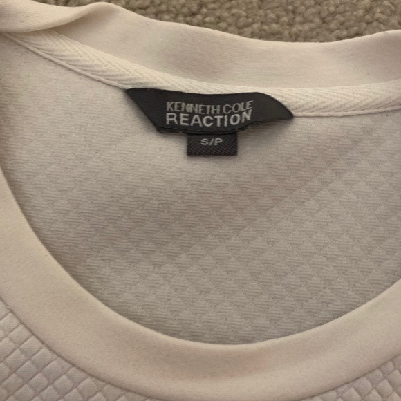 White Kenneth Cole t-shirt size small - Picture 2 of 2